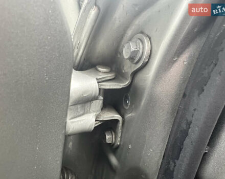 Серый Тойота Авенсис, объемом двигателя 1.8 л и пробегом 225 тыс. км за 7950 $, фото 57 на Automoto.ua