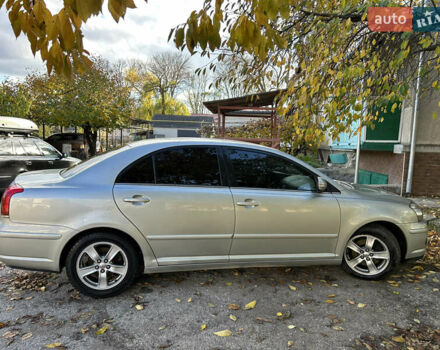 Серый Тойота Авенсис, объемом двигателя 2 л и пробегом 153 тыс. км за 8499 $, фото 5 на Automoto.ua