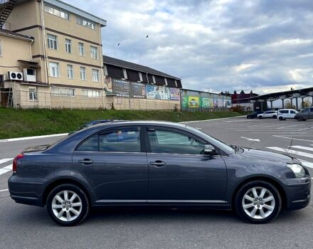 Сірий Тойота Авенсіс, об'ємом двигуна 1.8 л та пробігом 204 тис. км за 6650 $, фото 4 на Automoto.ua