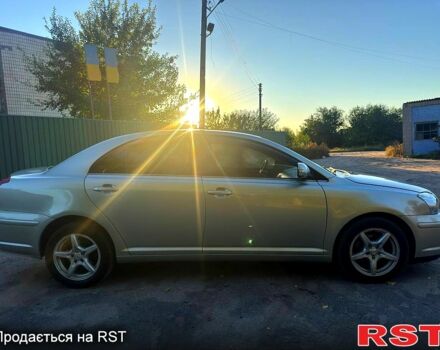 Серый Тойота Авенсис, объемом двигателя 1.8 л и пробегом 170 тыс. км за 6500 $, фото 3 на Automoto.ua