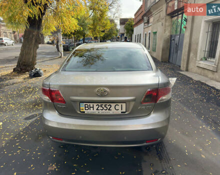 Серый Тойота Авенсис, объемом двигателя 2 л и пробегом 124 тыс. км за 10500 $, фото 5 на Automoto.ua