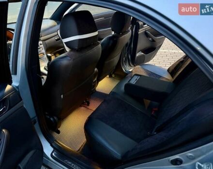 Серый Тойота Авенсис, объемом двигателя 1.6 л и пробегом 300 тыс. км за 5250 $, фото 24 на Automoto.ua
