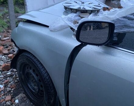 Сірий Тойота Авенсіс, об'ємом двигуна 1.8 л та пробігом 210 тис. км за 2100 $, фото 7 на Automoto.ua