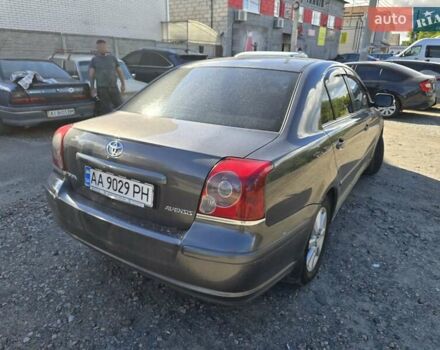 Серый Тойота Авенсис, объемом двигателя 1.79 л и пробегом 390 тыс. км за 4999 $, фото 3 на Automoto.ua
