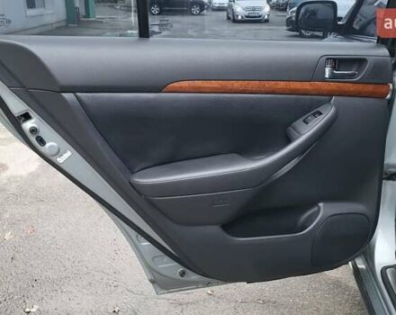 Серый Тойота Авенсис, объемом двигателя 2 л и пробегом 286 тыс. км за 7500 $, фото 26 на Automoto.ua