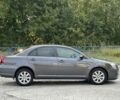 Серый Тойота Авенсис, объемом двигателя 2 л и пробегом 210 тыс. км за 6600 $, фото 7 на Automoto.ua