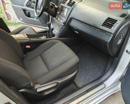 Серый Тойота Авенсис, объемом двигателя 2 л и пробегом 303 тыс. км за 7000 $, фото 23 на Automoto.ua
