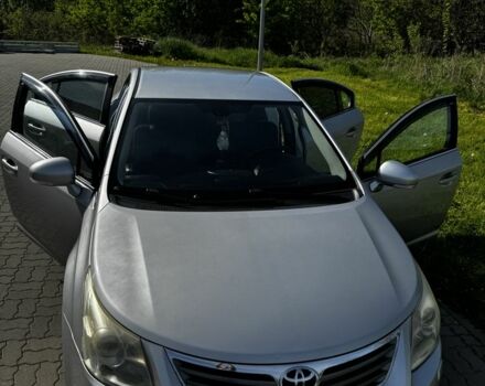 Серый Тойота Авенсис, объемом двигателя 2.2 л и пробегом 340 тыс. км за 8700 $, фото 1 на Automoto.ua