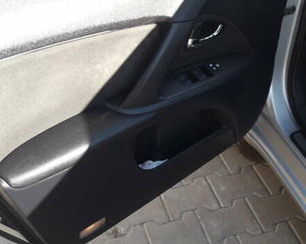 Серый Тойота Авенсис, объемом двигателя 2.2 л и пробегом 220 тыс. км за 8400 $, фото 15 на Automoto.ua