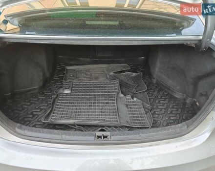 Серый Тойота Авенсис, объемом двигателя 2 л и пробегом 303 тыс. км за 7000 $, фото 11 на Automoto.ua