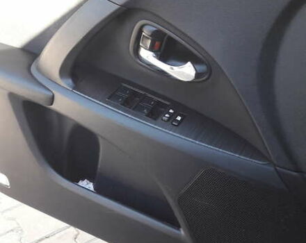Серый Тойота Авенсис, объемом двигателя 2.2 л и пробегом 220 тыс. км за 8400 $, фото 7 на Automoto.ua