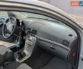 Сірий Тойота Авенсіс, об'ємом двигуна 1.8 л та пробігом 178 тис. км за 8000 $, фото 50 на Automoto.ua