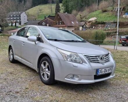Серый Тойота Авенсис, объемом двигателя 1.6 л и пробегом 160 тыс. км за 5594 $, фото 1 на Automoto.ua