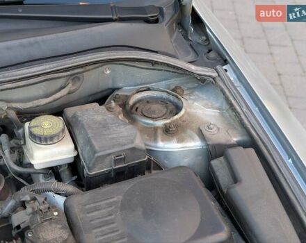Сірий Тойота Авенсіс, об'ємом двигуна 1.8 л та пробігом 178 тис. км за 8000 $, фото 26 на Automoto.ua