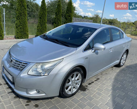 Серый Тойота Авенсис, объемом двигателя 2.2 л и пробегом 270 тыс. км за 9900 $, фото 3 на Automoto.ua