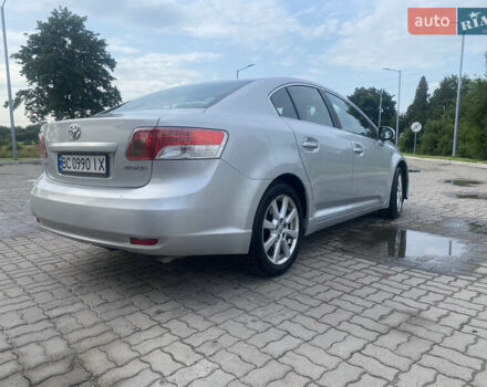 Серый Тойота Авенсис, объемом двигателя 2.2 л и пробегом 270 тыс. км за 9900 $, фото 6 на Automoto.ua