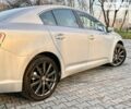 Серый Тойота Авенсис, объемом двигателя 2.2 л и пробегом 179 тыс. км за 10700 $, фото 19 на Automoto.ua