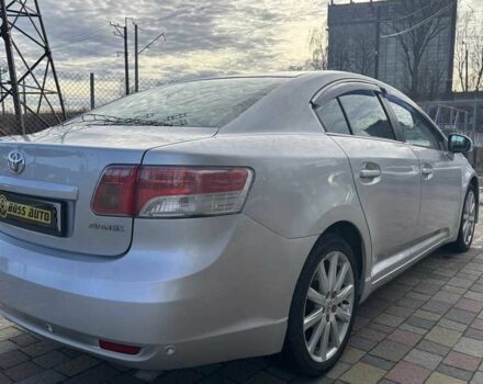 Серый Тойота Авенсис, объемом двигателя 2.2 л и пробегом 340 тыс. км за 9400 $, фото 5 на Automoto.ua