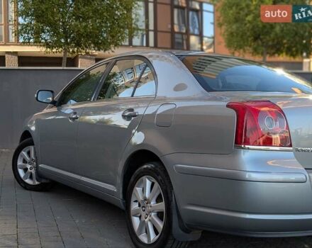 Сірий Тойота Авенсіс, об'ємом двигуна 1.8 л та пробігом 178 тис. км за 8000 $, фото 18 на Automoto.ua