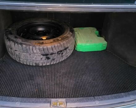 Серый Тойота Авенсис, объемом двигателя 2 л и пробегом 291 тыс. км за 8700 $, фото 10 на Automoto.ua