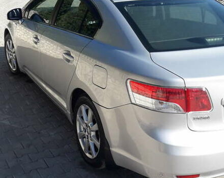 Серый Тойота Авенсис, объемом двигателя 2.2 л и пробегом 220 тыс. км за 8400 $, фото 12 на Automoto.ua