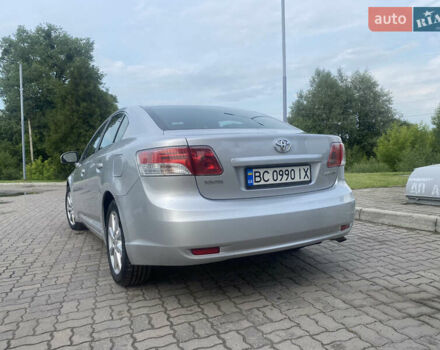 Серый Тойота Авенсис, объемом двигателя 2.2 л и пробегом 270 тыс. км за 9900 $, фото 13 на Automoto.ua