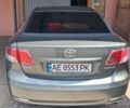 Серый Тойота Авенсис, объемом двигателя 2 л и пробегом 217 тыс. км за 11000 $, фото 1 на Automoto.ua