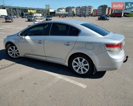 Серый Тойота Авенсис, объемом двигателя 2 л и пробегом 303 тыс. км за 7000 $, фото 5 на Automoto.ua