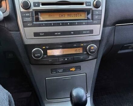 Серый Тойота Авенсис, объемом двигателя 1.8 л и пробегом 283 тыс. км за 8250 $, фото 20 на Automoto.ua