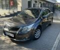 Серый Тойота Авенсис, объемом двигателя 1.8 л и пробегом 176 тыс. км за 8000 $, фото 1 на Automoto.ua