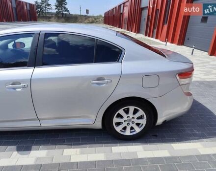 Серый Тойота Авенсис, объемом двигателя 1.8 л и пробегом 250 тыс. км за 8100 $, фото 13 на Automoto.ua
