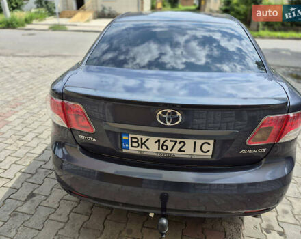 Серый Тойота Авенсис, объемом двигателя 2 л и пробегом 214 тыс. км за 8800 $, фото 6 на Automoto.ua