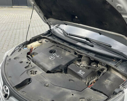 Серый Тойота Авенсис, объемом двигателя 2 л и пробегом 289 тыс. км за 7700 $, фото 29 на Automoto.ua