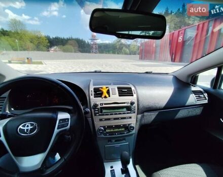 Серый Тойота Авенсис, объемом двигателя 1.8 л и пробегом 250 тыс. км за 8100 $, фото 35 на Automoto.ua