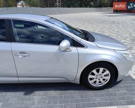Серый Тойота Авенсис, объемом двигателя 1.8 л и пробегом 250 тыс. км за 8100 $, фото 16 на Automoto.ua