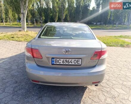 Сірий Тойота Авенсіс, об'ємом двигуна 2 л та пробігом 275 тис. км за 7800 $, фото 4 на Automoto.ua