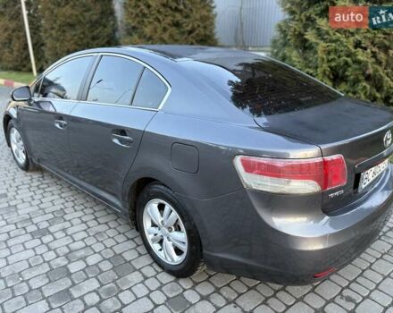 Серый Тойота Авенсис, объемом двигателя 1.8 л и пробегом 283 тыс. км за 8250 $, фото 4 на Automoto.ua