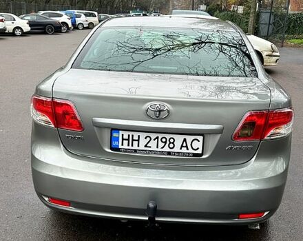 Серый Тойота Авенсис, объемом двигателя 2 л и пробегом 198 тыс. км за 9200 $, фото 5 на Automoto.ua