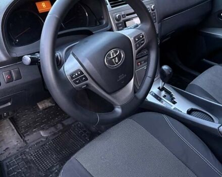 Серый Тойота Авенсис, объемом двигателя 1.8 л и пробегом 283 тыс. км за 8250 $, фото 15 на Automoto.ua