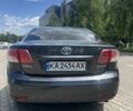 Серый Тойота Авенсис, объемом двигателя 1.8 л и пробегом 228 тыс. км за 8000 $, фото 5 на Automoto.ua