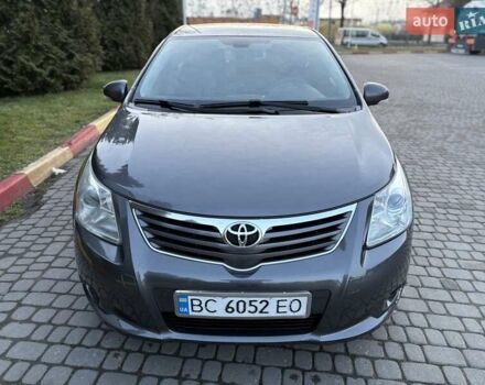 Серый Тойота Авенсис, объемом двигателя 1.8 л и пробегом 283 тыс. км за 8250 $, фото 1 на Automoto.ua