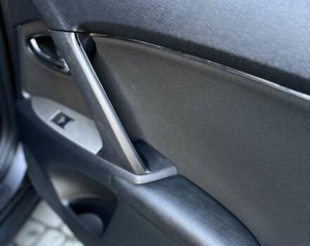 Серый Тойота Авенсис, объемом двигателя 1.8 л и пробегом 283 тыс. км за 8250 $, фото 12 на Automoto.ua