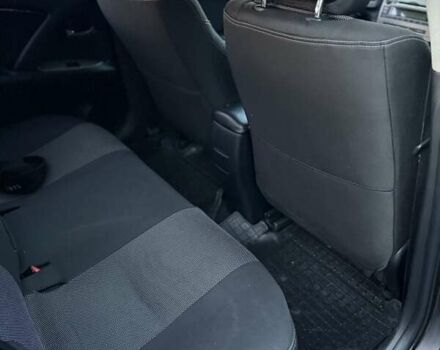 Серый Тойота Авенсис, объемом двигателя 1.8 л и пробегом 283 тыс. км за 8250 $, фото 13 на Automoto.ua