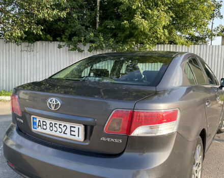 Серый Тойота Авенсис, объемом двигателя 2 л и пробегом 276 тыс. км за 9200 $, фото 5 на Automoto.ua