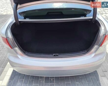 Серый Тойота Авенсис, объемом двигателя 1.8 л и пробегом 250 тыс. км за 8100 $, фото 28 на Automoto.ua