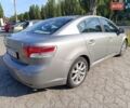 Сірий Тойота Авенсіс, об'ємом двигуна 2 л та пробігом 275 тис. км за 7800 $, фото 3 на Automoto.ua