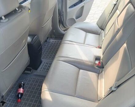 Сірий Тойота Авенсіс, об'ємом двигуна 2 л та пробігом 275 тис. км за 7800 $, фото 7 на Automoto.ua