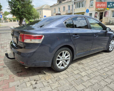 Серый Тойота Авенсис, объемом двигателя 2 л и пробегом 214 тыс. км за 8800 $, фото 7 на Automoto.ua