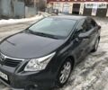 Серый Тойота Авенсис, объемом двигателя 2 л и пробегом 197 тыс. км за 9500 $, фото 1 на Automoto.ua