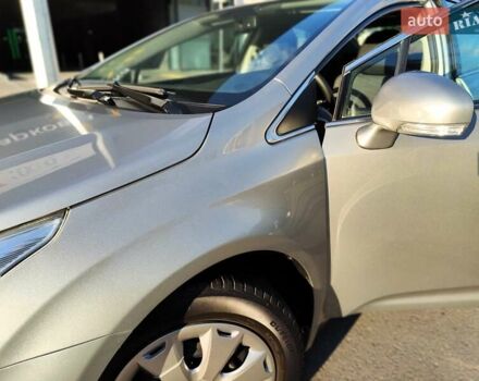 Серый Тойота Авенсис, объемом двигателя 1.8 л и пробегом 279 тыс. км за 6990 $, фото 3 на Automoto.ua